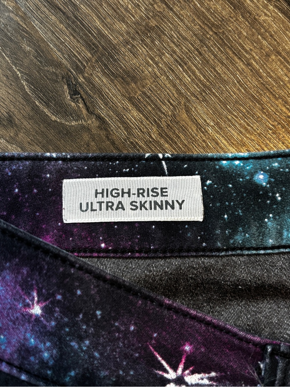 torrid Black Galaxy Print Women’s Denim Leggings with Teal & Magenta Accents - Picture 3 of 6